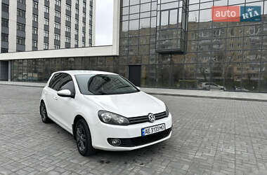Хэтчбек Volkswagen Golf 2012 в Днепре