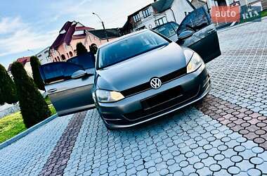 Хетчбек Volkswagen Golf 2014 в Грушево