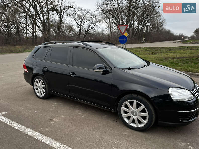 Универсал Volkswagen Golf 2007 в Яготине