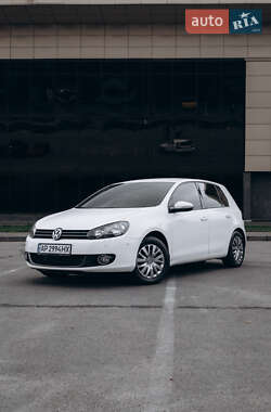 Хетчбек Volkswagen Golf 2009 в Запоріжжі