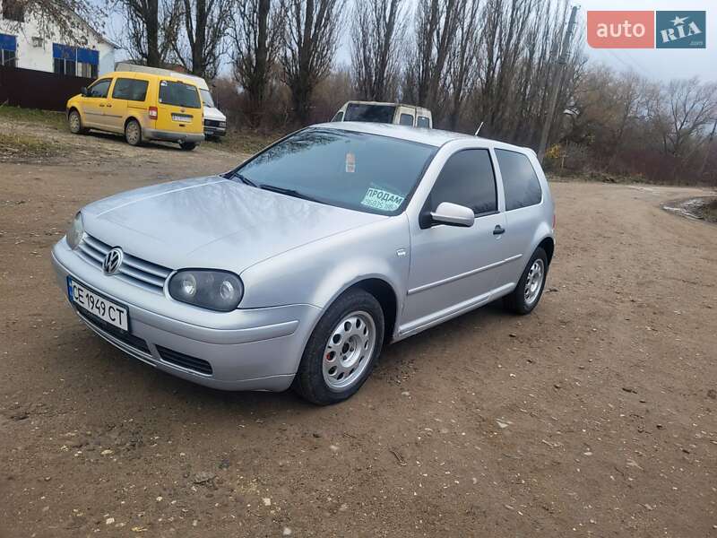 Volkswagen Golf 1998