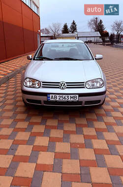 Хэтчбек Volkswagen Golf 2000 в Гайсине