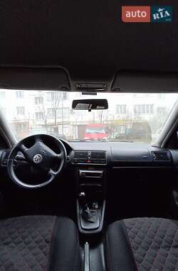 Универсал Volkswagen Golf 2000 в Хмельницком