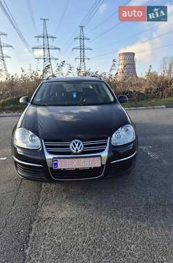 Универсал Volkswagen Golf 2008 в Харькове