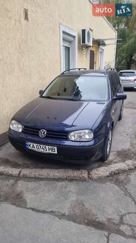 Volkswagen Golf 2002