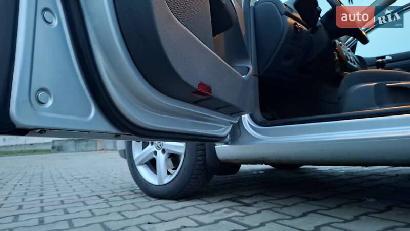 Хэтчбек Volkswagen Golf 2008 в Подольске фото 23 Хэтчбек Volkswagen Golf 2008 в Подольске