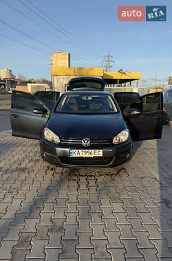 Хетчбек Volkswagen Golf 2013 в Києві