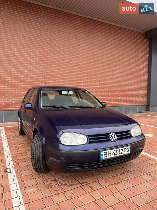 Volkswagen Golf 2001