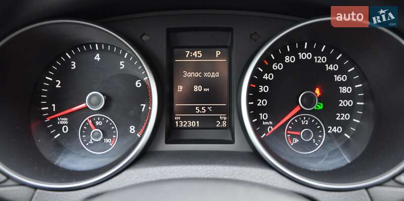 Хэтчбек Volkswagen Golf 2011 в Одессе