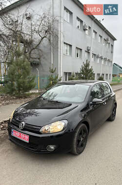 Хэтчбек Volkswagen Golf 2009 в Луцке
