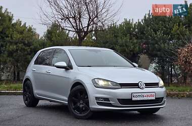 Хетчбек Volkswagen Golf 2015 в Хмельницькому
