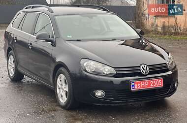 Хэтчбек Volkswagen Golf 2011 в Луцке