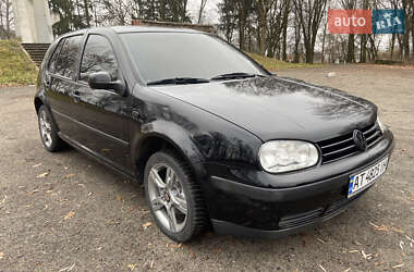Хетчбек Volkswagen Golf 2001 в Калуші