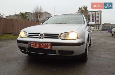Хэтчбек Volkswagen Golf 2003 в Красилове