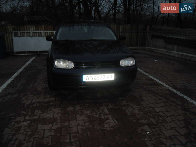 Хетчбек Volkswagen Golf 1999 в Вінниці