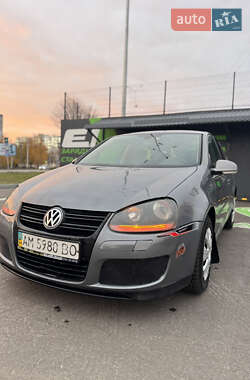 Хэтчбек Volkswagen Golf 2007 в Чернигове