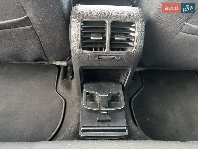 Хетчбек Volkswagen Golf 2009 в Надвірній фото 29 Хетчбек Volkswagen Golf 2009 в Надвірній