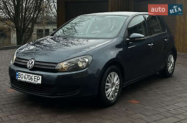 Хетчбек Volkswagen Golf 2009 в Тернополі