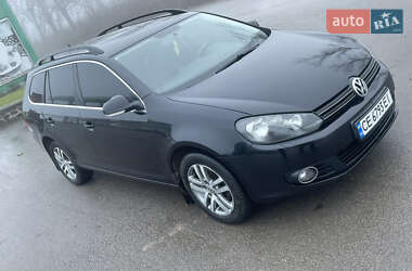 Універсал Volkswagen Golf 2010 в Чернівцях