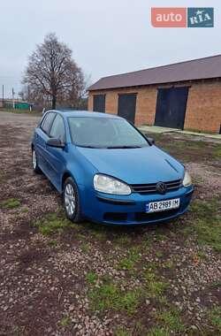 Хетчбек Volkswagen Golf 2005 в Іллінцях