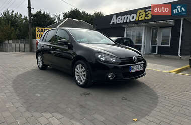 Хетчбек Volkswagen Golf 2011 в Сумах