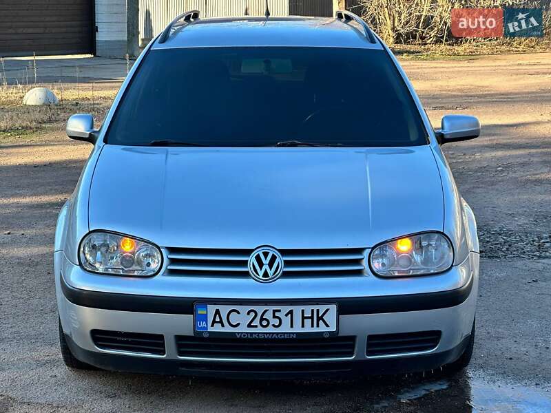 Volkswagen Golf 2001
