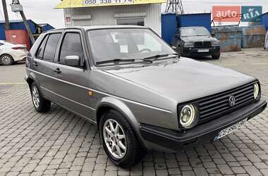 Хэтчбек Volkswagen Golf 1987 в Черновцах