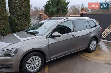 Универсал Volkswagen Golf 2015 в Львове