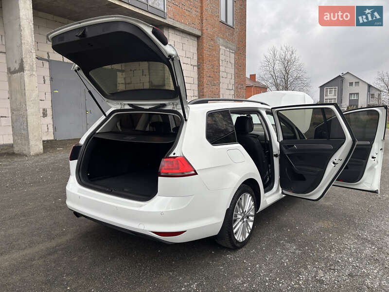 Универсал Volkswagen Golf 2014 в Хмельницком