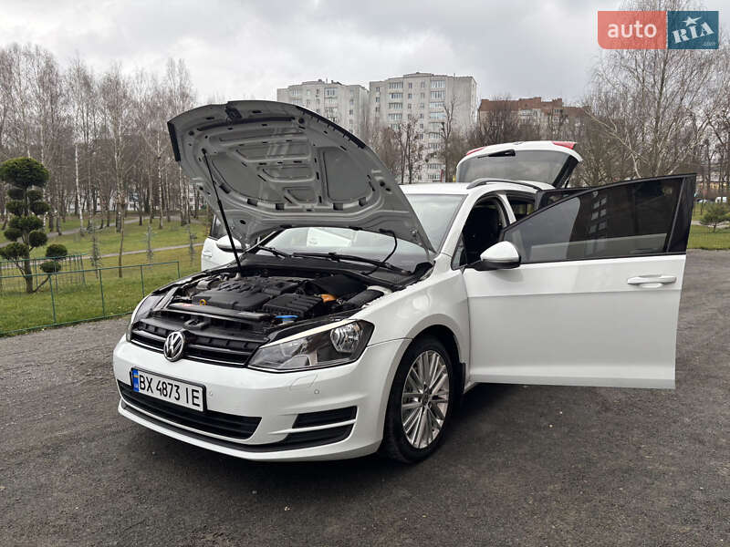 Универсал Volkswagen Golf 2014 в Хмельницком