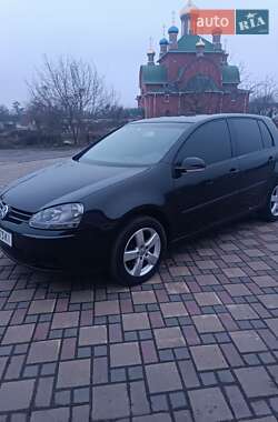 Хэтчбек Volkswagen Golf 2004 в Гайсине