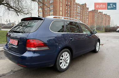 Універсал Volkswagen Golf 2011 в Борисполі