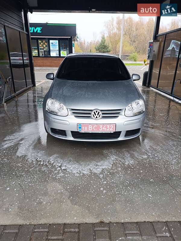 Хэтчбек Volkswagen Golf 2007 в Звягеле