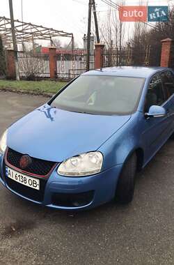 Хетчбек Volkswagen Golf 2003 в Києві