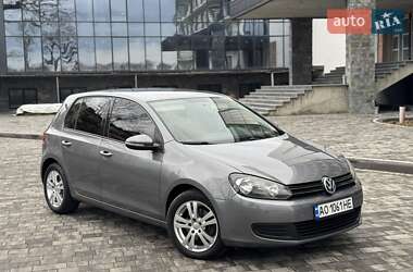 Хэтчбек Volkswagen Golf 2009 в Мукачево
