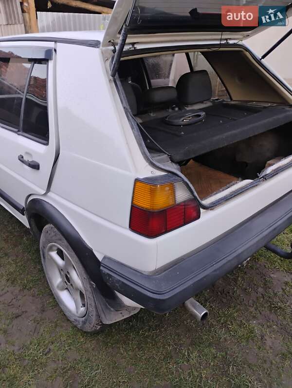 Хетчбек Volkswagen Golf 1987 в Вилку
