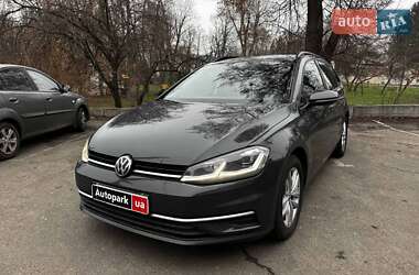 Универсал Volkswagen Golf 2019 в Киеве