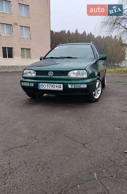 Универсал Volkswagen Golf 1997 в Кременце