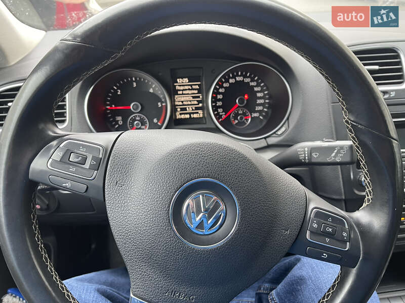 Універсал Volkswagen Golf 2012 в Вишневому фото 12 Універсал Volkswagen Golf 2012 в Вишневому