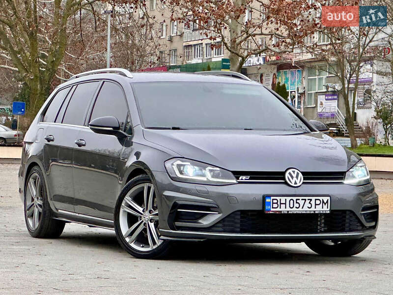 Універсал Volkswagen Golf 2017 в Одесі