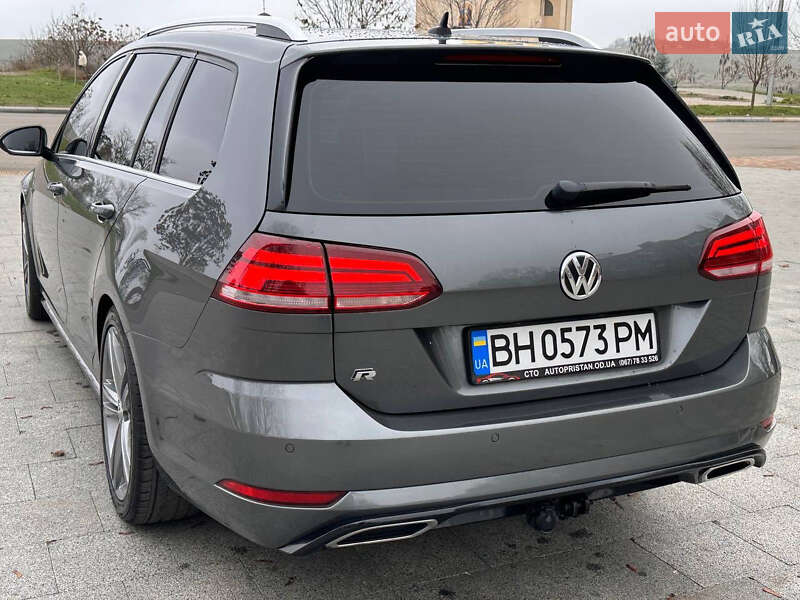 Універсал Volkswagen Golf 2017 в Одесі