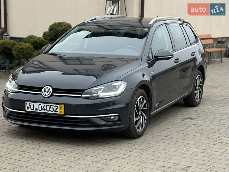 Універсал Volkswagen Golf 2018 в Стрию
