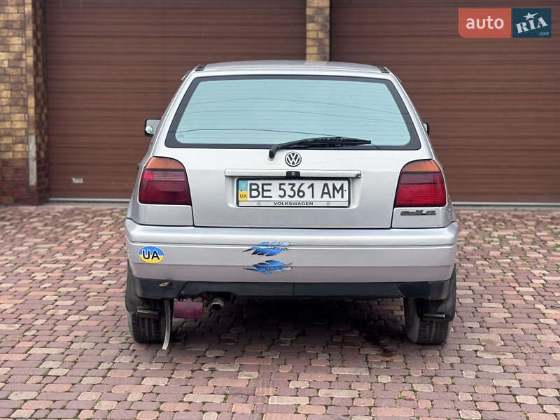 Хетчбек Volkswagen Golf 1996 в Одесі