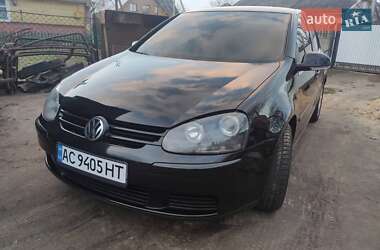 Хэтчбек Volkswagen Golf 2006 в Ковеле