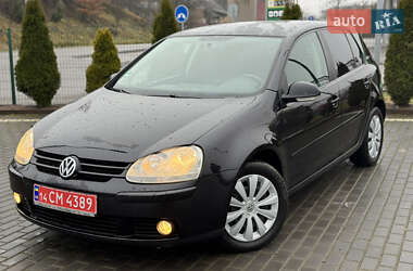Хетчбек Volkswagen Golf 2006 в Долині