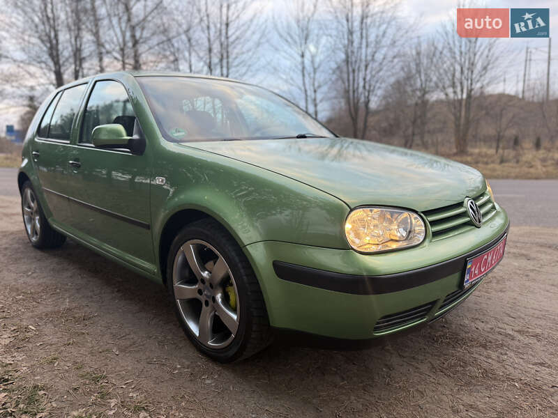 Хетчбек Volkswagen Golf 2000 в Турці