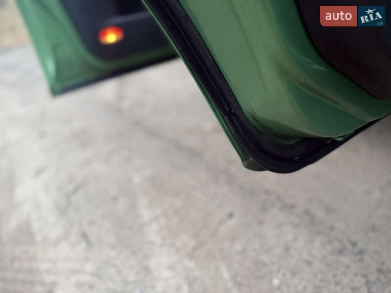 Хетчбек Volkswagen Golf 2000 в Турці