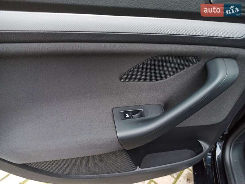 Універсал Volkswagen Golf 2012 в Запоріжжі