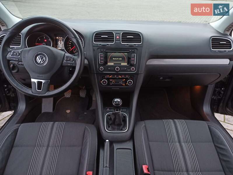 Універсал Volkswagen Golf 2012 в Запоріжжі