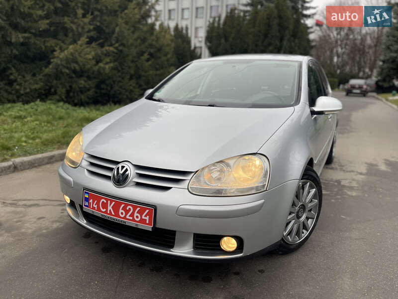 Хетчбек Volkswagen Golf 2006 в Шепетівці